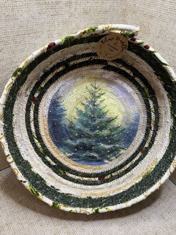 'Oh Christmas Tree' Basket